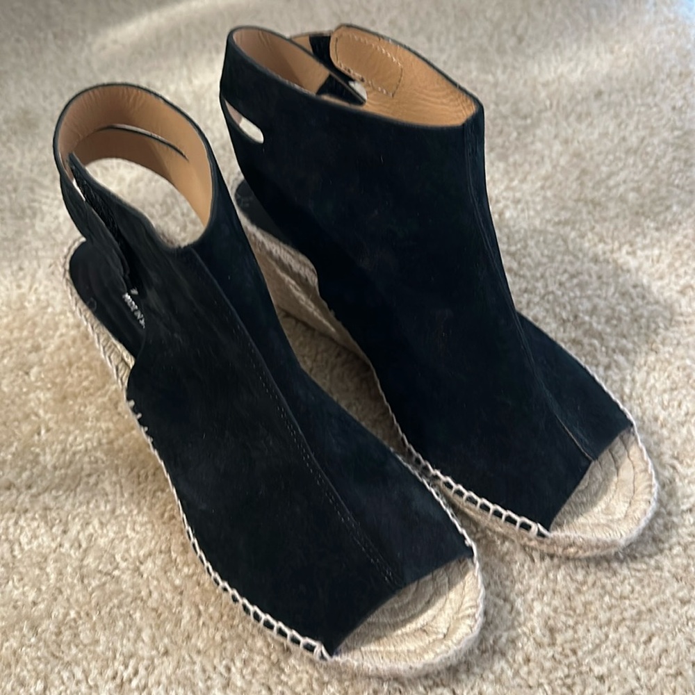 Bettye Mullee blue suede wedge espadrilles Sz 40